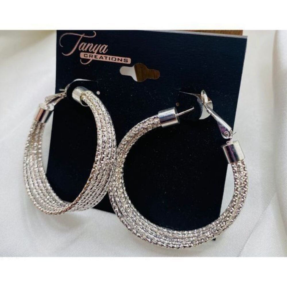 Elegant c shaped wide fashion statement hoop earrings